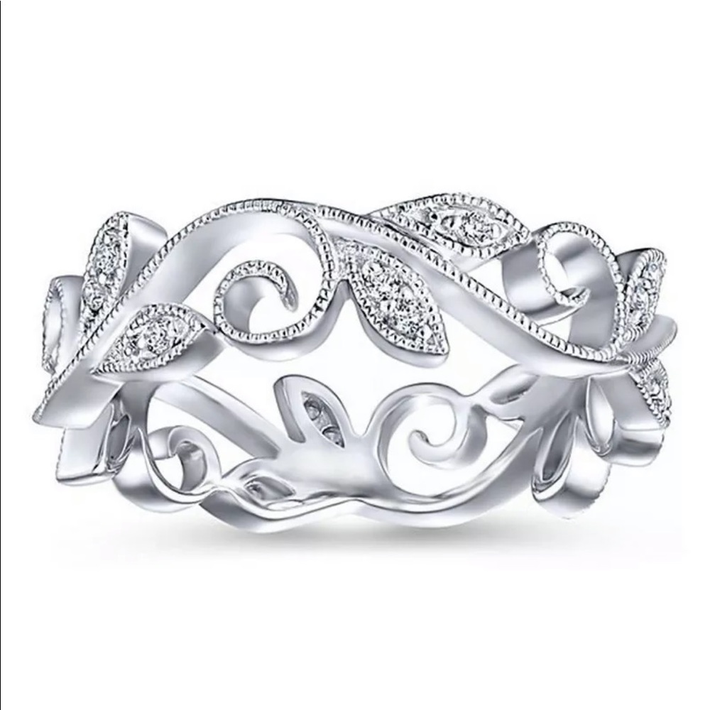 ☆Sparkly white sapphire women’s wedding ring♡ - Picture 1 of 5